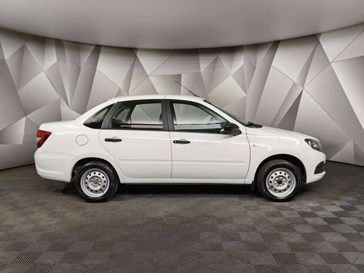 Lada (ВАЗ) Granta с пробегом — 2020 год. Фото: #5