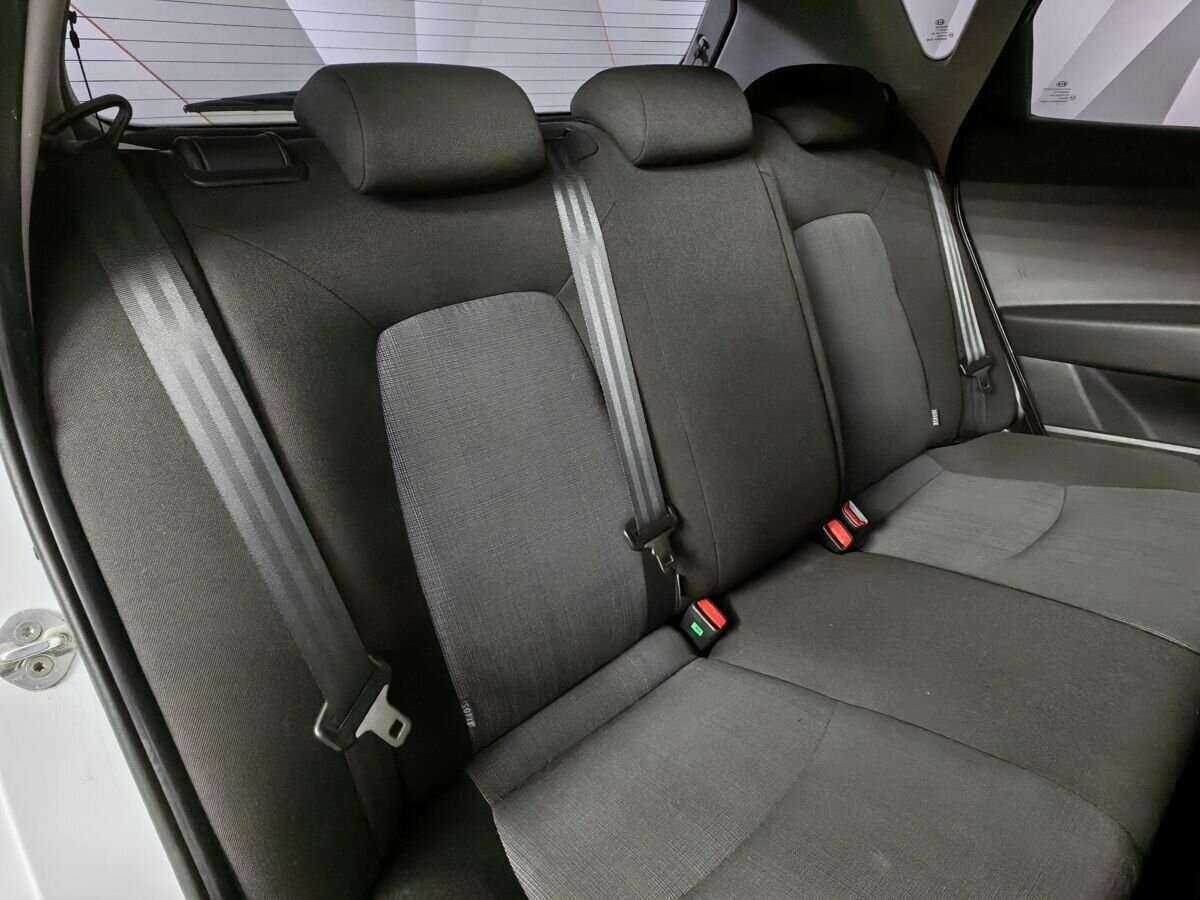 Kia Ceed с пробегом — 2011 год. Фото: #12