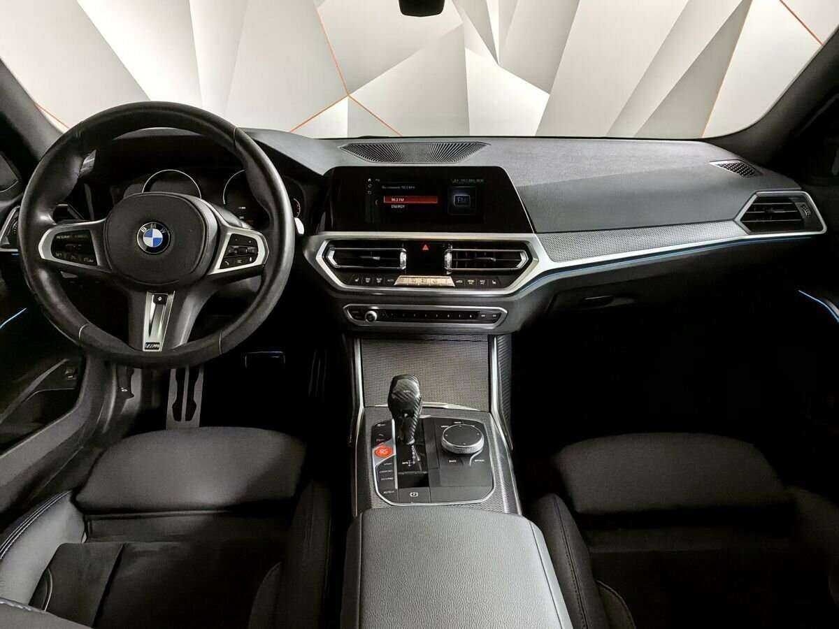 BMW 3 серии с пробегом — 2020 год. Фото: #7