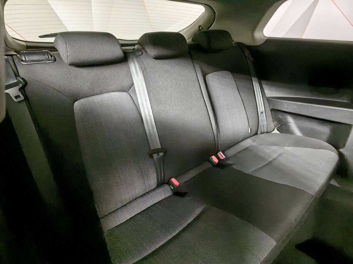 Kia Ceed с пробегом — 2010 год. Фото: #12