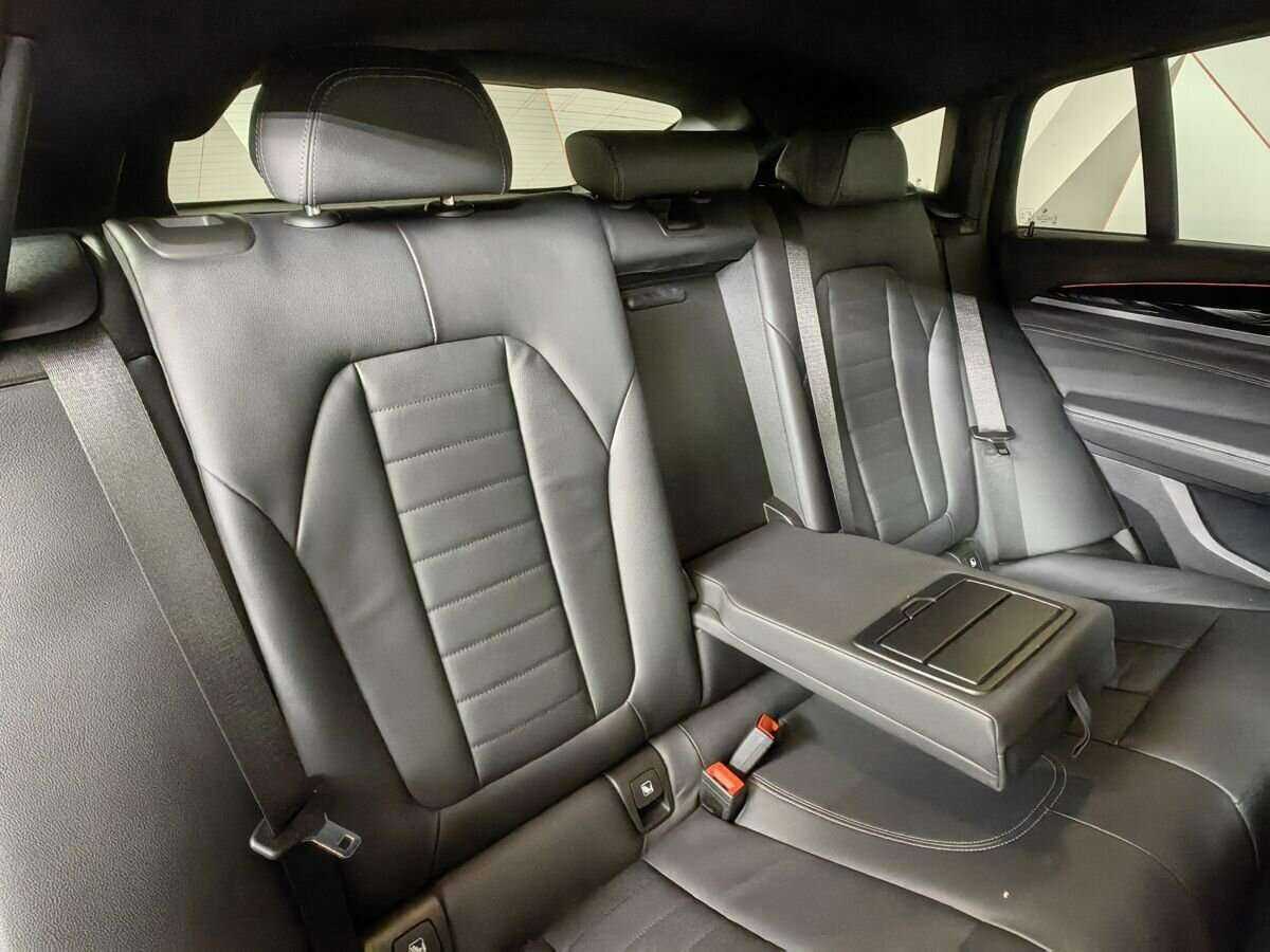 BMW X4 с пробегом — 2018 год. Фото: #10