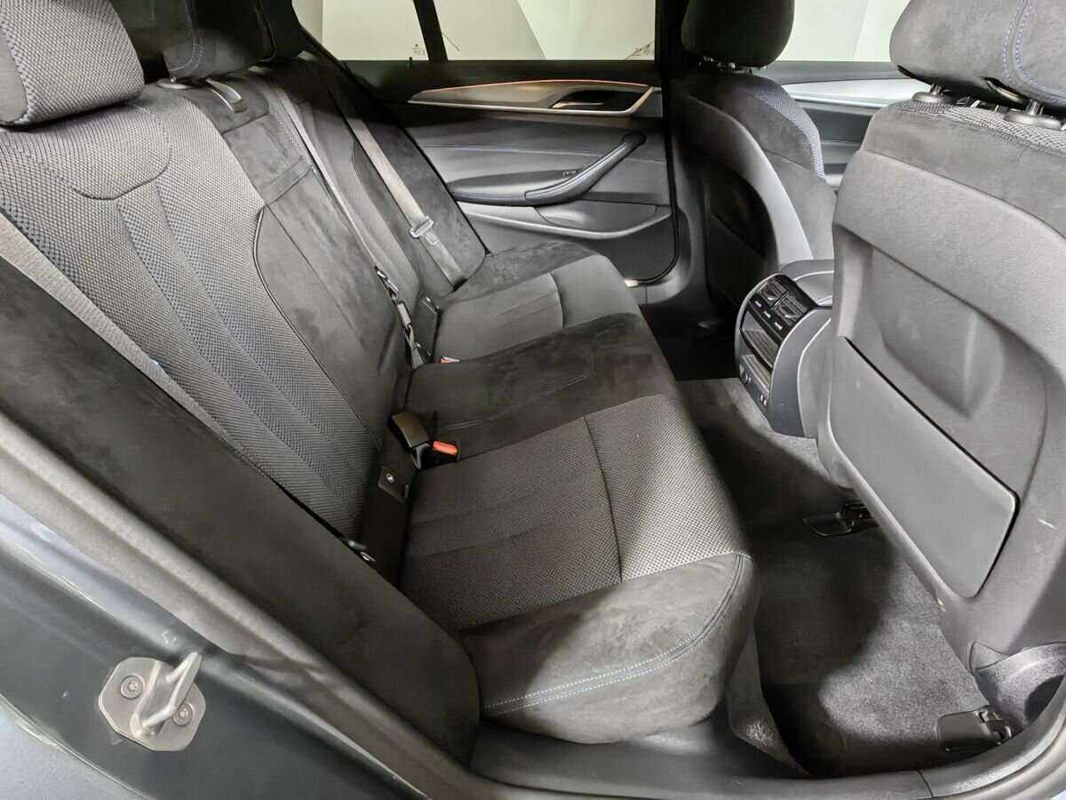 BMW 5 серии с пробегом — 2020 год. Фото: #9