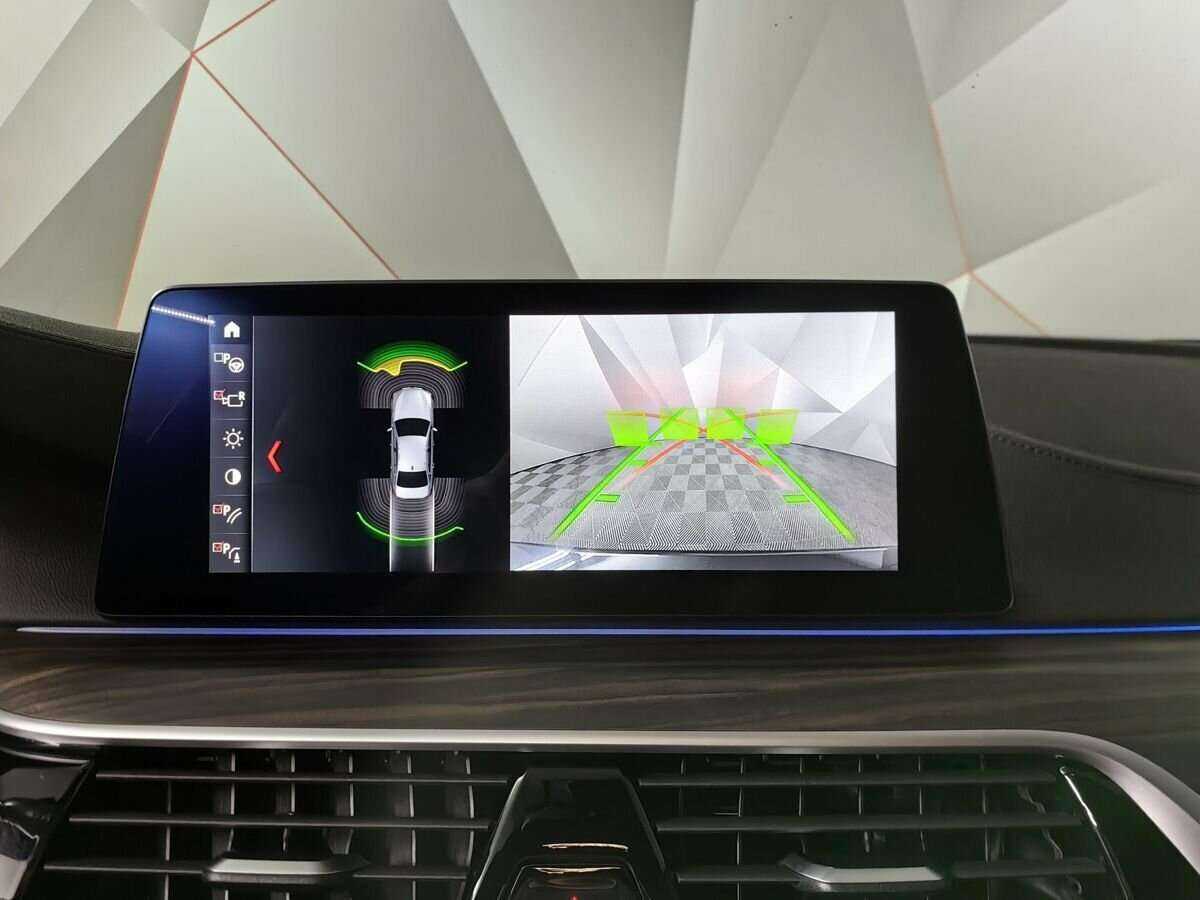 BMW 5 серии с пробегом — 2018 год. Фото: #16