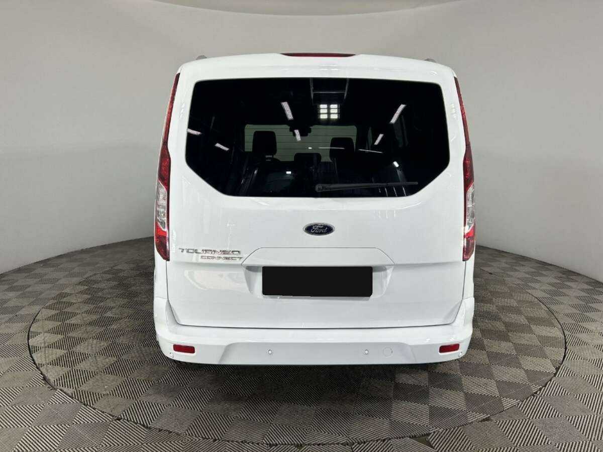 Ford Tourneo Connect с пробегом — 2019 год. Фото: #2