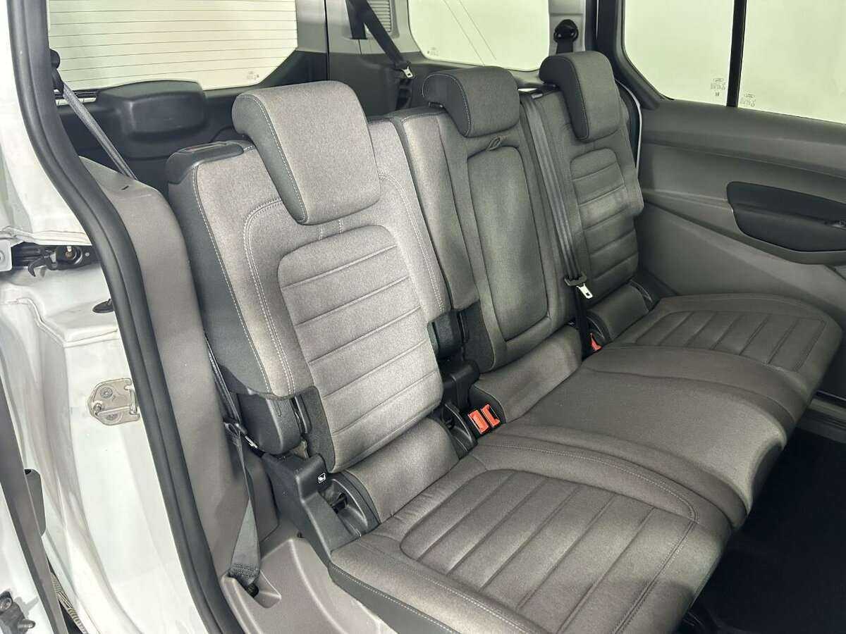 Ford Tourneo Connect с пробегом — 2019 год. Фото: #15