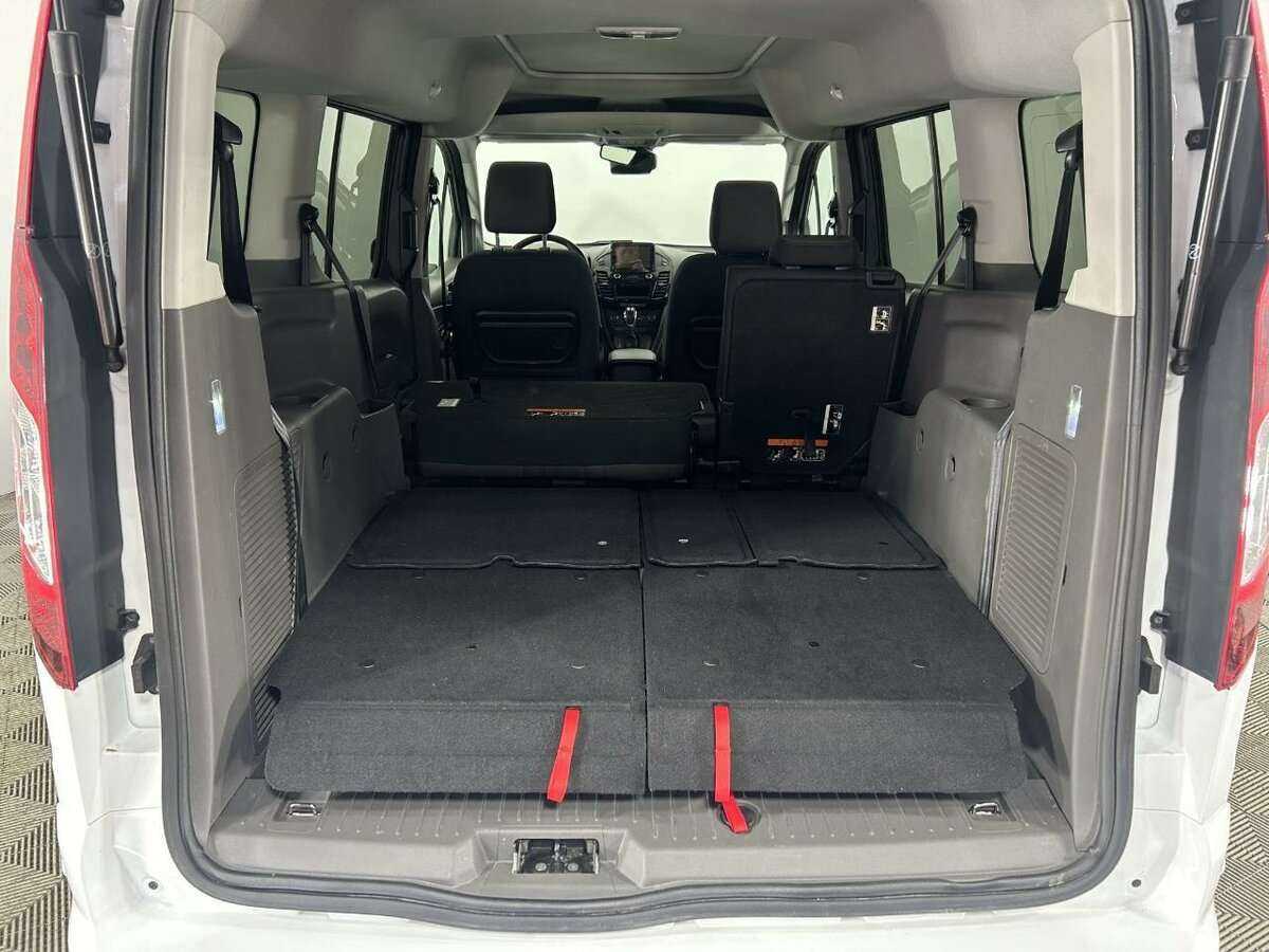Ford Tourneo Connect с пробегом — 2019 год. Фото: #19