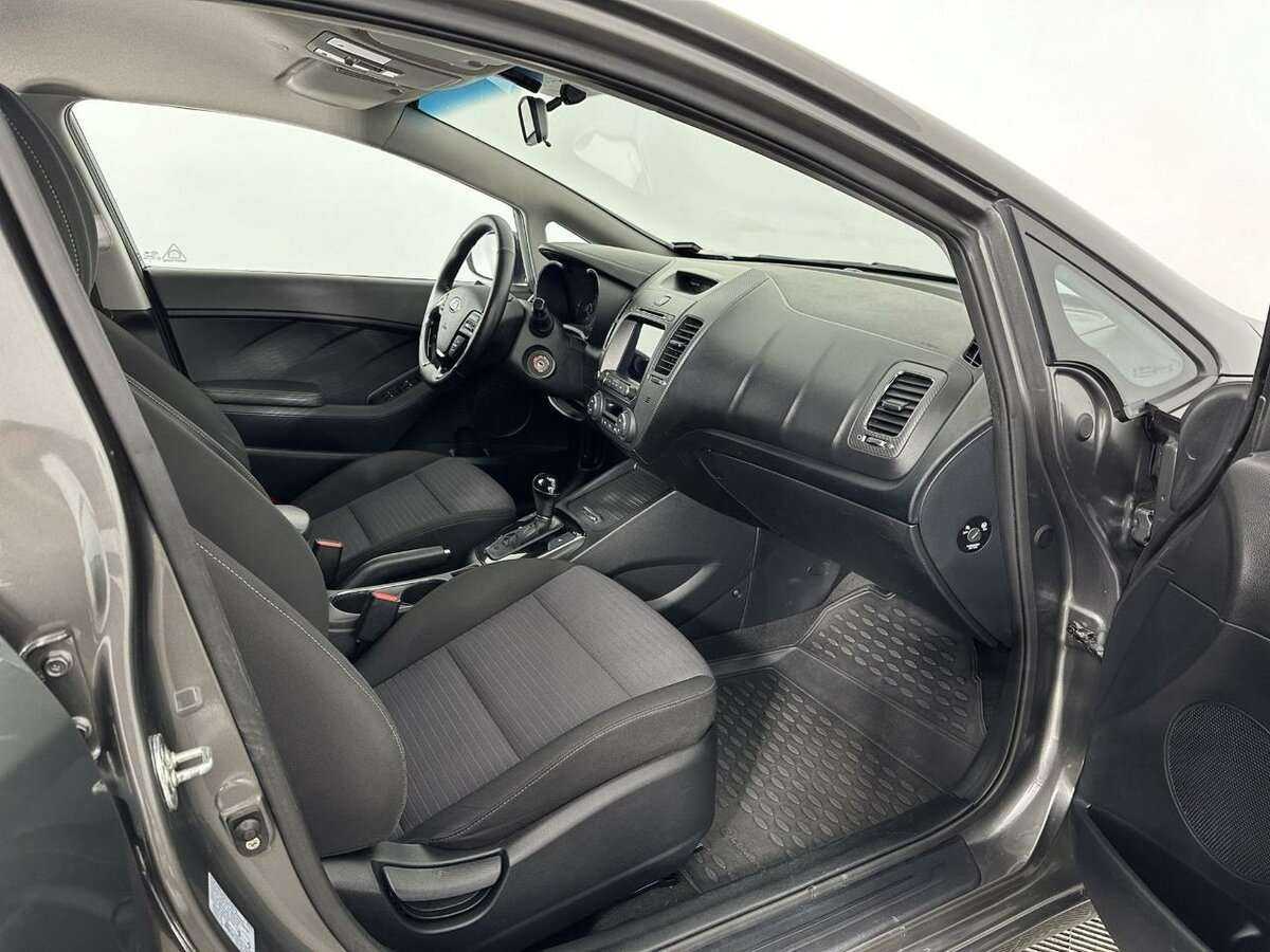 Kia Cerato с пробегом — 2019 год. Фото: #13