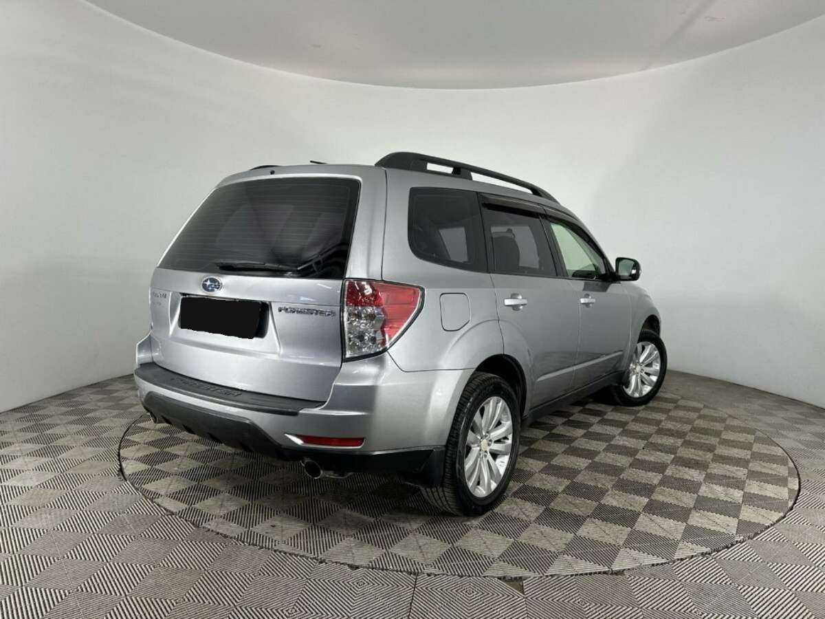Subaru Forester с пробегом — 2011 год. Фото: #5