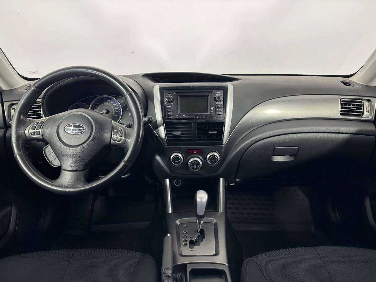 Subaru Forester с пробегом — 2011 год. Фото: #6