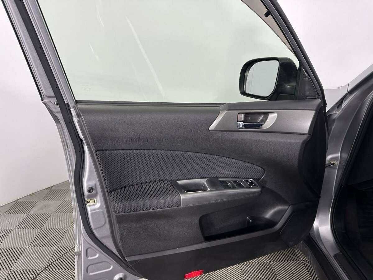 Subaru Forester с пробегом — 2011 год. Фото: #7