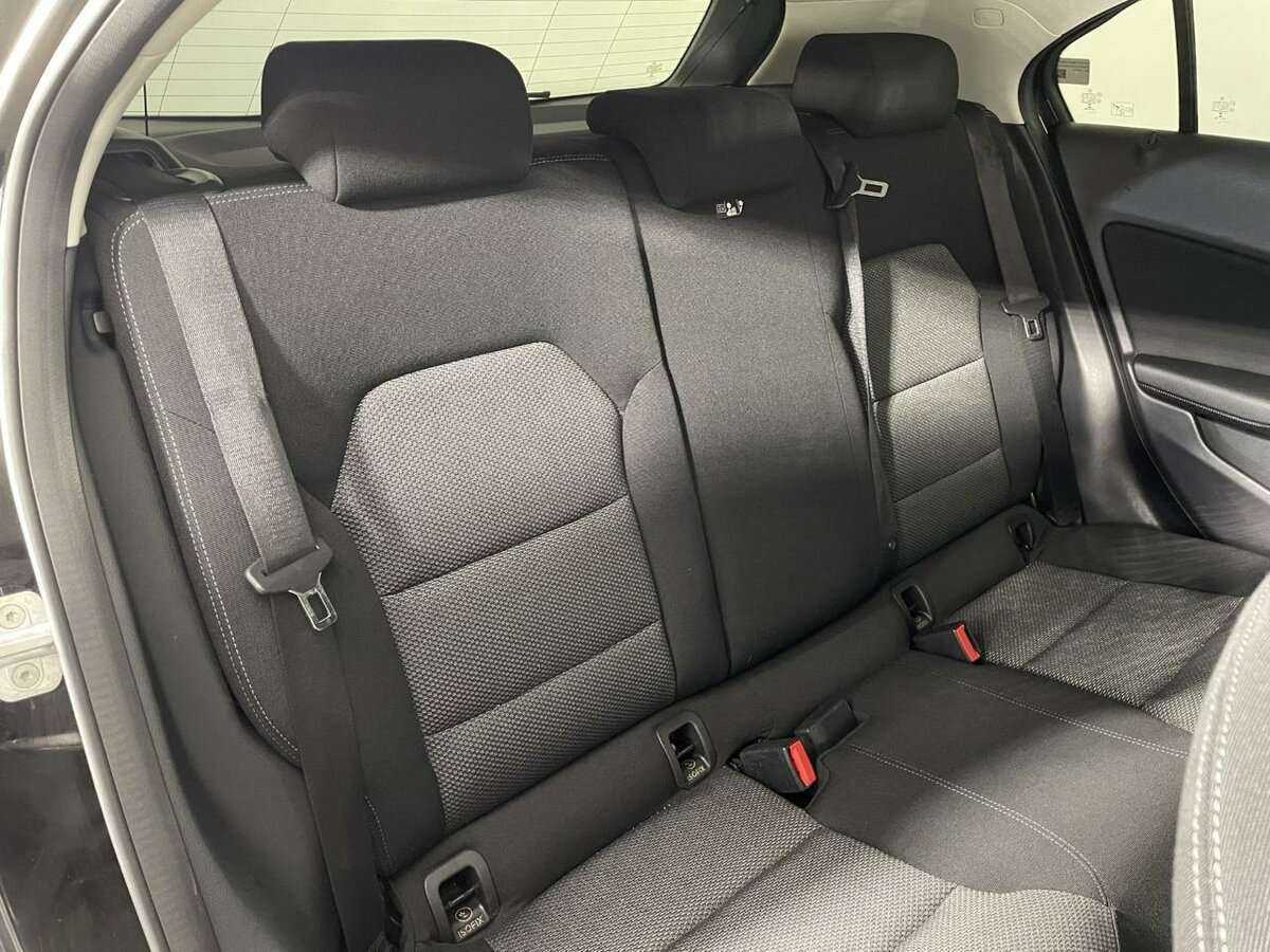 Mercedes-Benz A-Класс с пробегом — 2014 год. Фото: #14