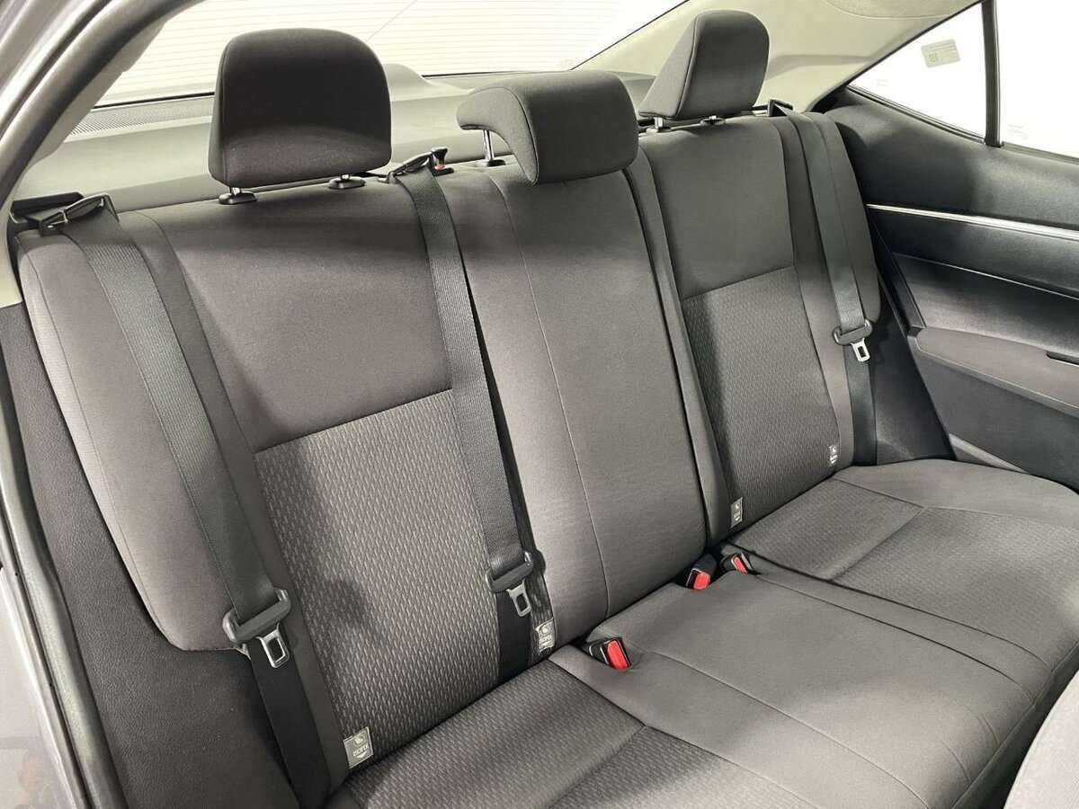 Toyota Corolla с пробегом — 2017 год. Фото: #14