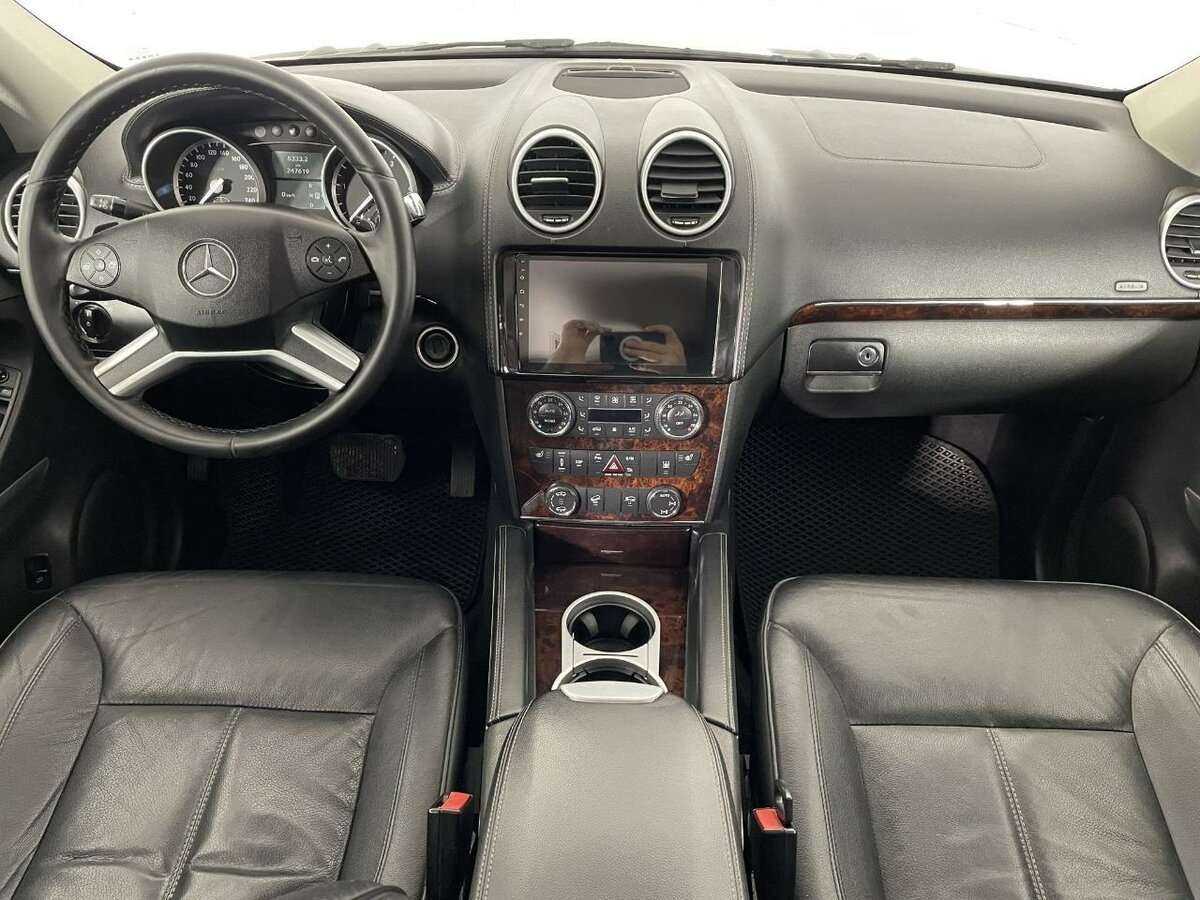 Mercedes-Benz GL-Класс с пробегом — 2010 год. Фото: #6