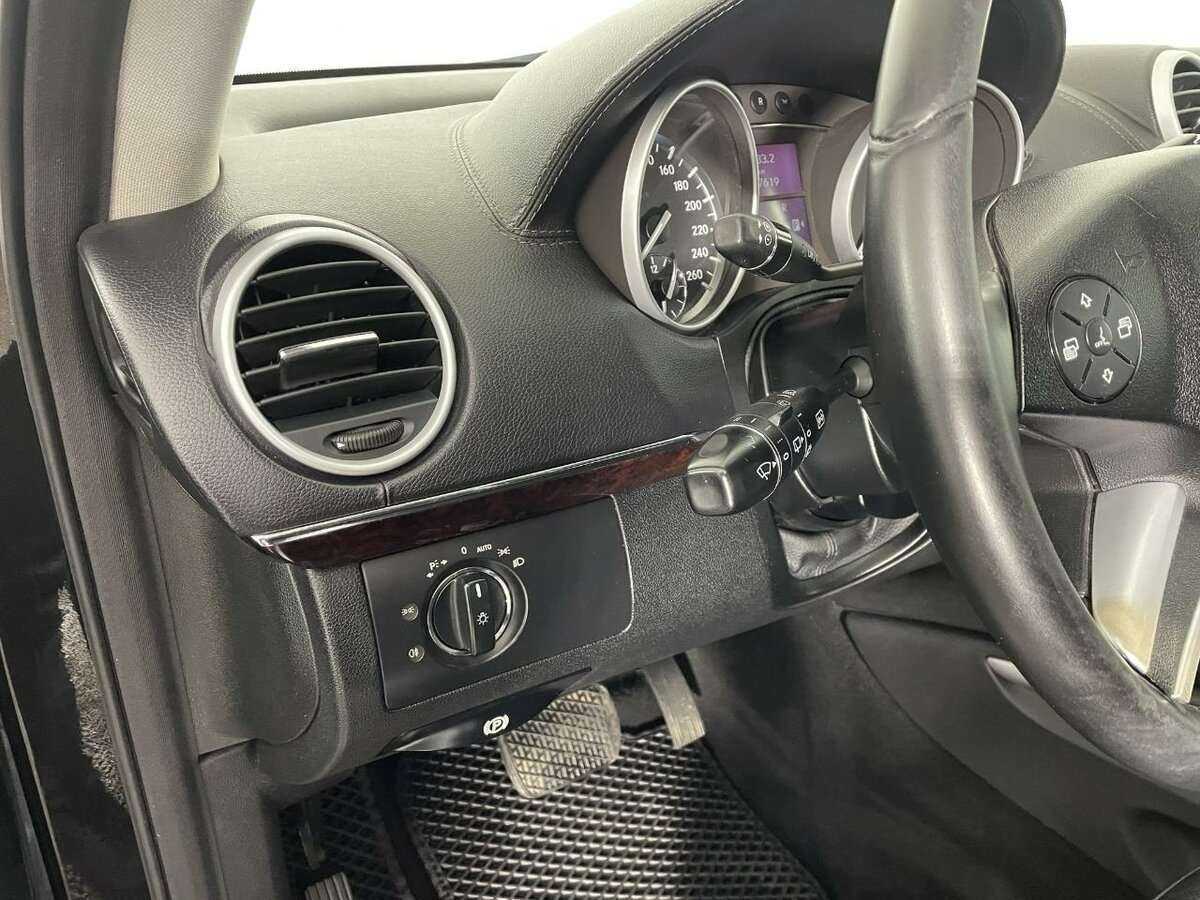 Mercedes-Benz GL-Класс с пробегом — 2010 год. Фото: #7