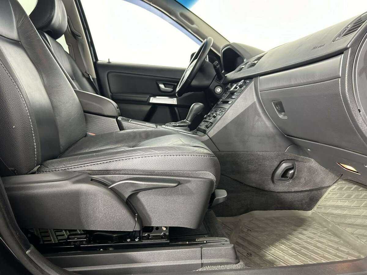 Volvo XC90 с пробегом — 2006 год. Фото: #12