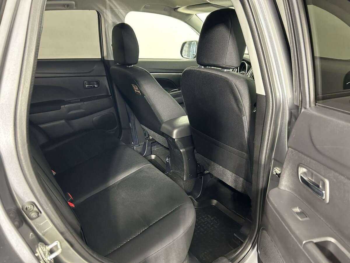 Mitsubishi ASX с пробегом — 2012 год. Фото: #15