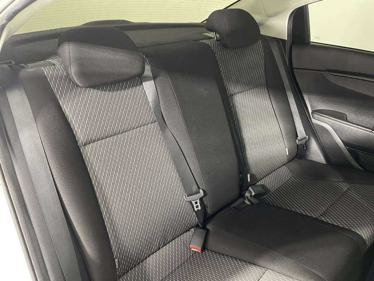 Kia Rio с пробегом — 2018 год. Фото: #14