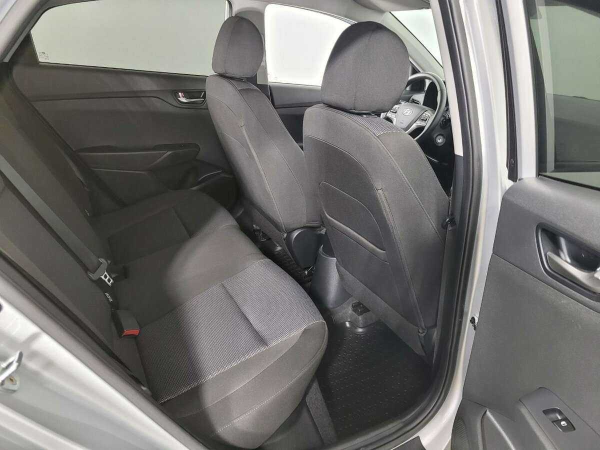 Hyundai Solaris с пробегом — 2021 год. Фото: #15