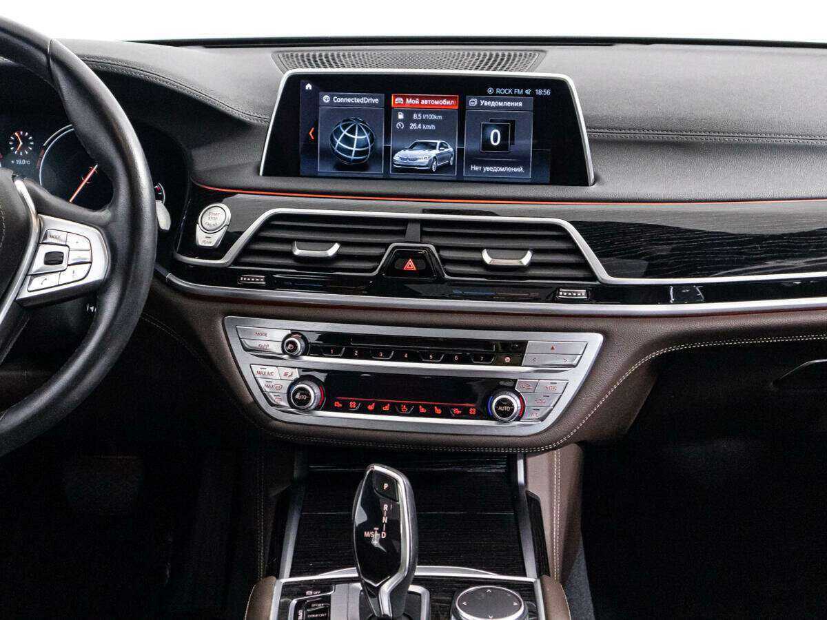 BMW 7 серии с пробегом — 2018 год. Фото: #13