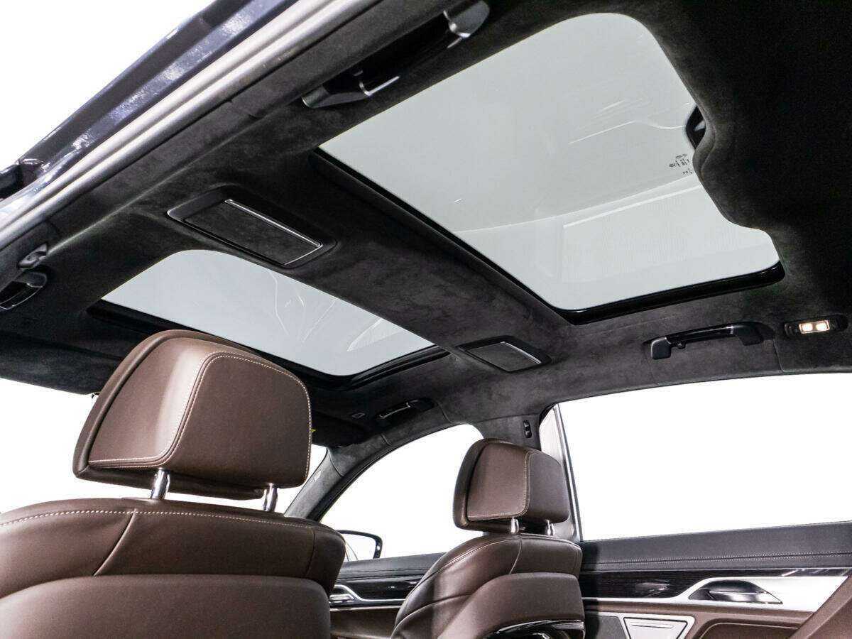 BMW 7 серии с пробегом — 2018 год. Фото: #16