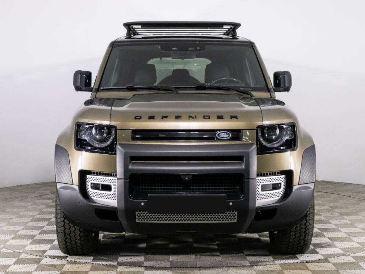 Land Rover Defender с пробегом — 2020 год. Фото: #1
