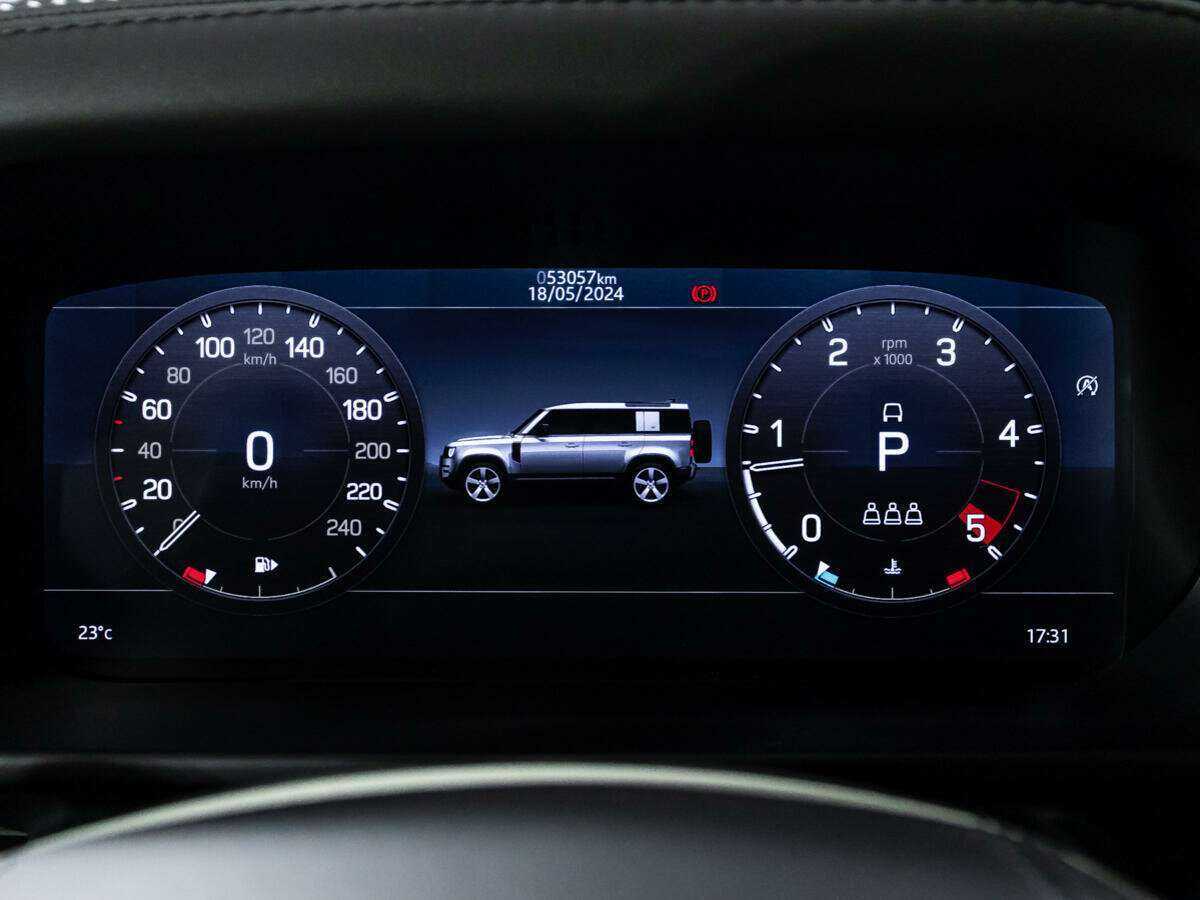 Land Rover Defender с пробегом — 2020 год. Фото: #10