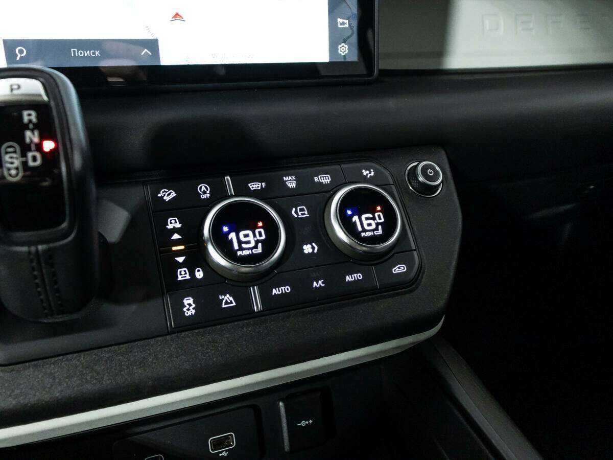 Land Rover Defender с пробегом — 2020 год. Фото: #19