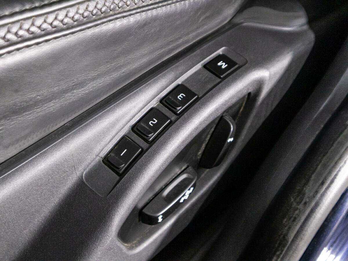 Volvo XC70 с пробегом — 2014 год. Фото: #14