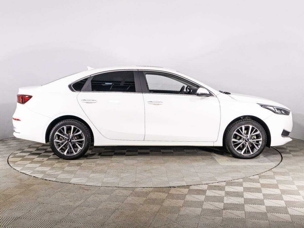 Kia K3 с пробегом — 2022 год. Фото: #3