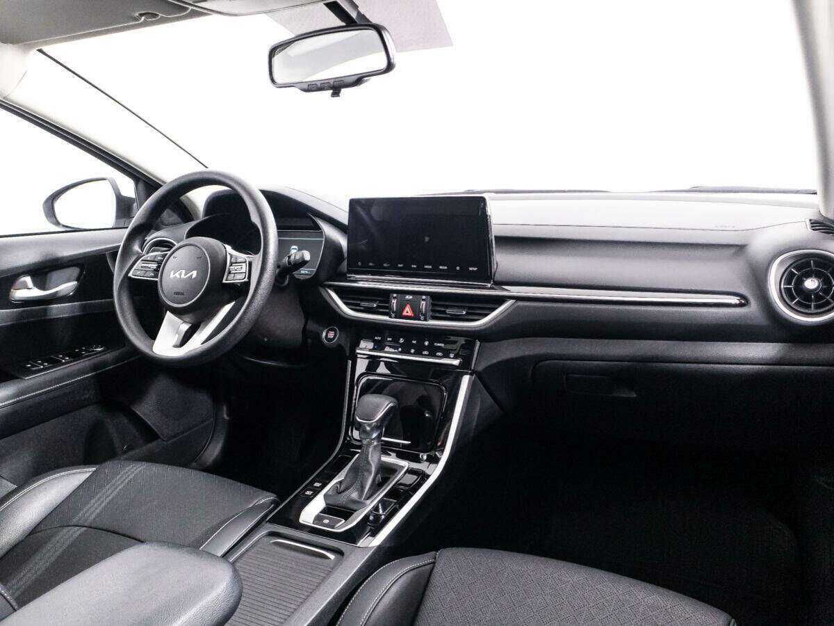 Kia K3 с пробегом — 2022 год. Фото: #8