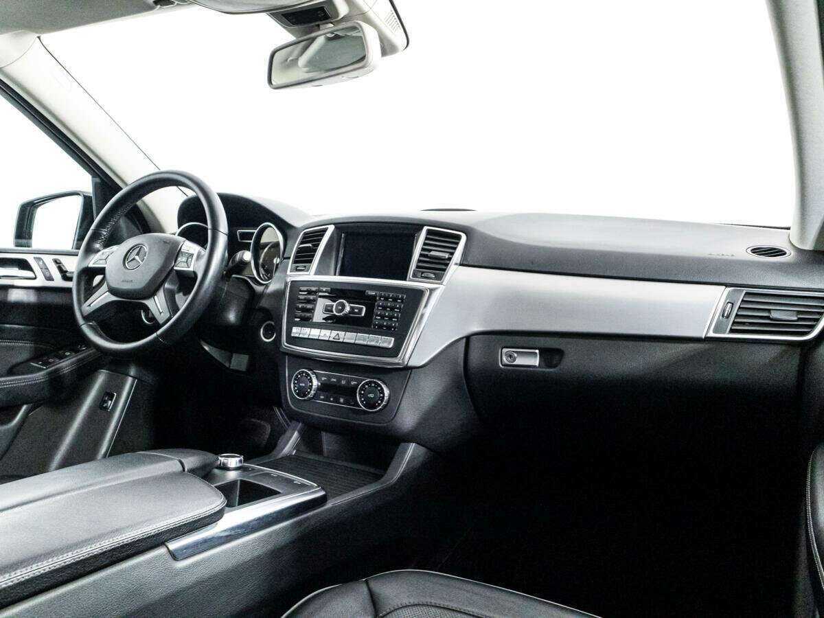 Mercedes-Benz M-Класс с пробегом — 2013 год. Фото: #8