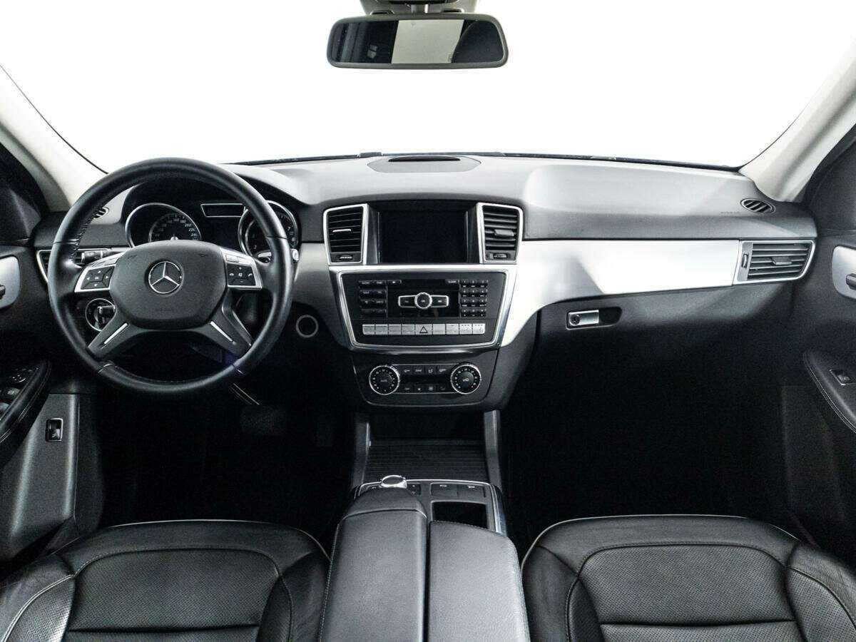 Mercedes-Benz M-Класс с пробегом — 2013 год. Фото: #12