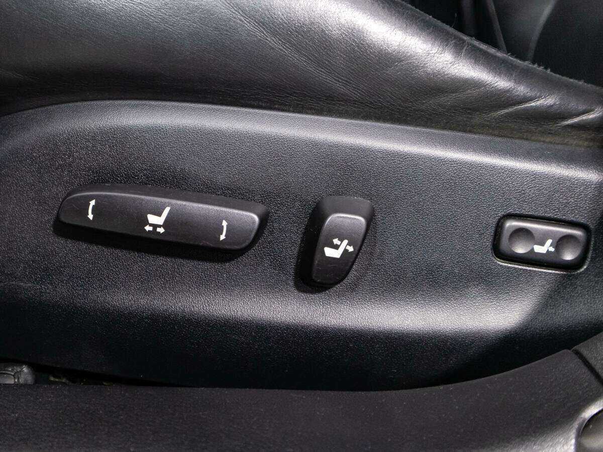 Lexus IS с пробегом — 2007 год. Фото: #14