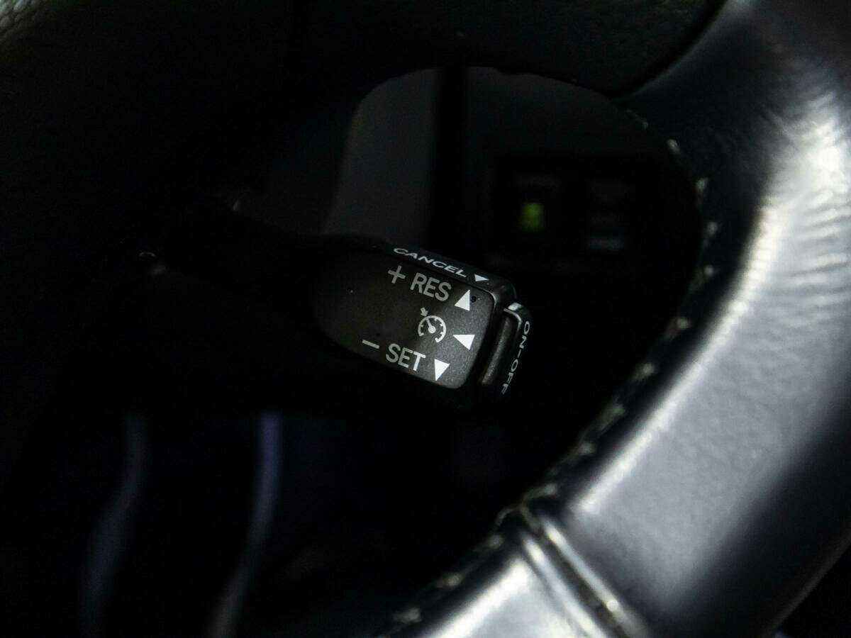 Lexus IS с пробегом — 2007 год. Фото: #19