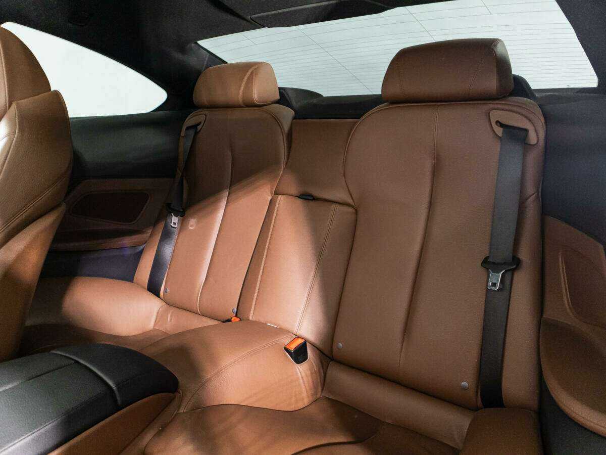 BMW 6 серии с пробегом — 2013 год. Фото: #9