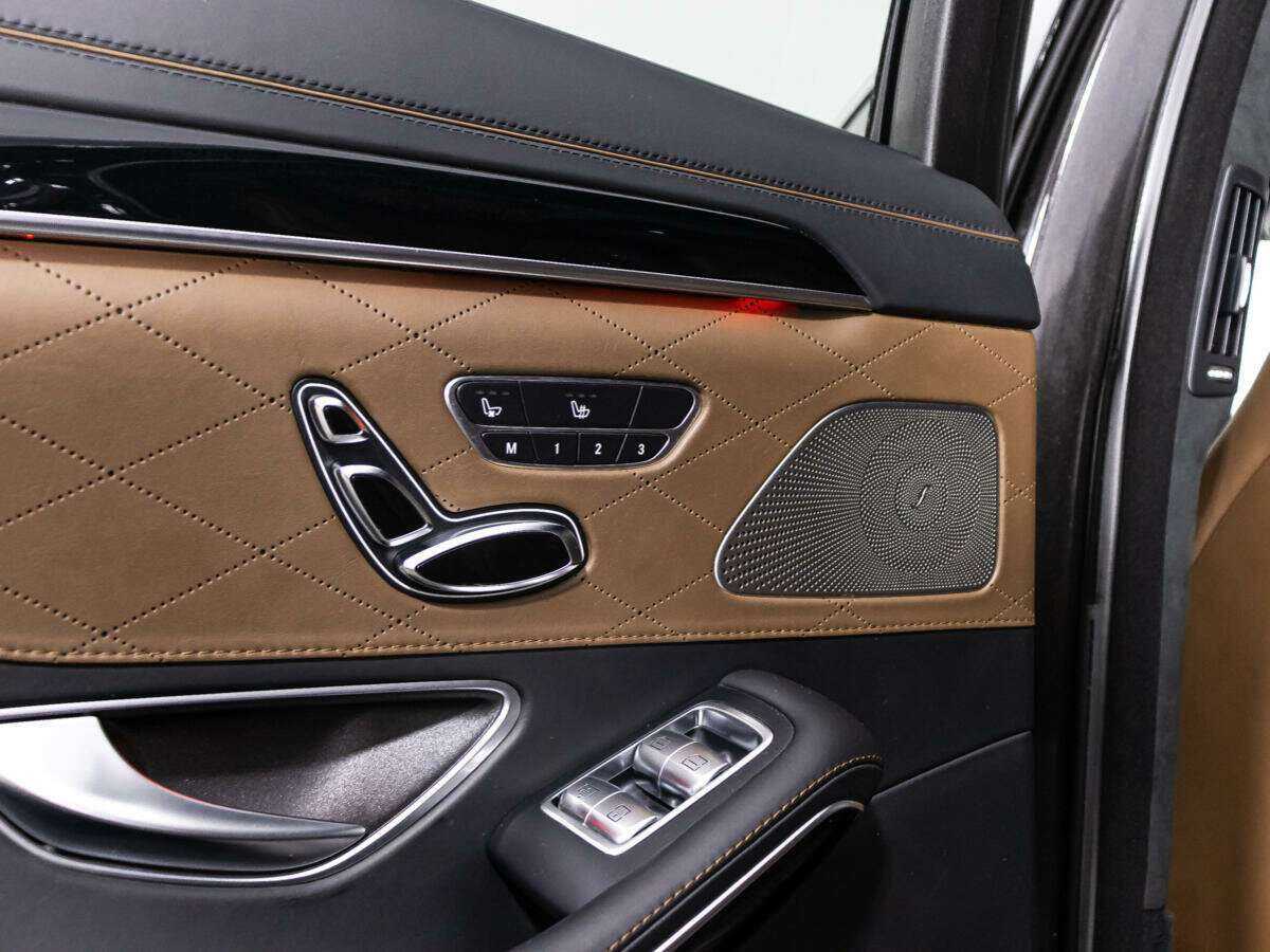 Mercedes-Benz S-Класс AMG с пробегом — 2015 год. Фото: #21