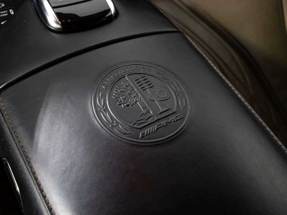 Mercedes-Benz S-Класс AMG с пробегом — 2015 год. Фото: #28