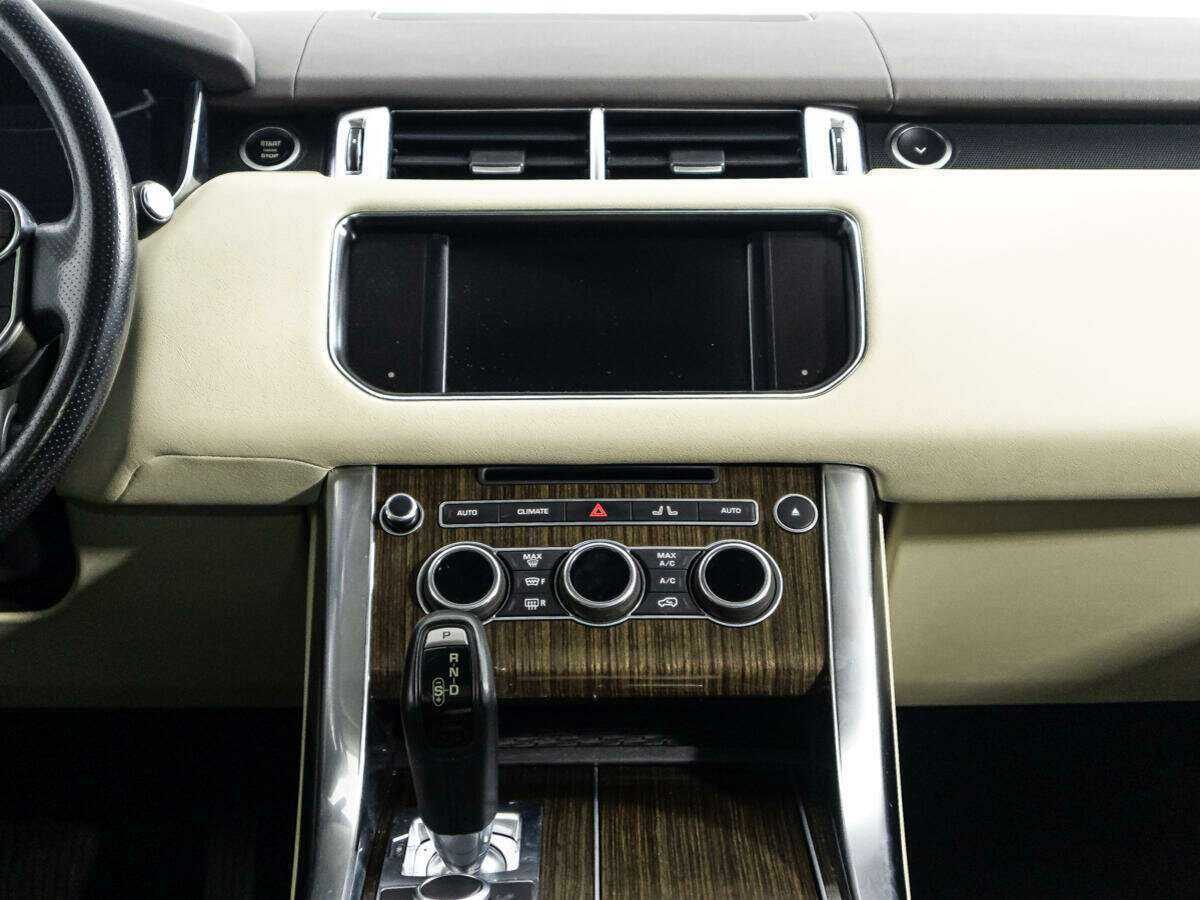 Land Rover Range Rover Sport с пробегом — 2015 год. Фото: #13
