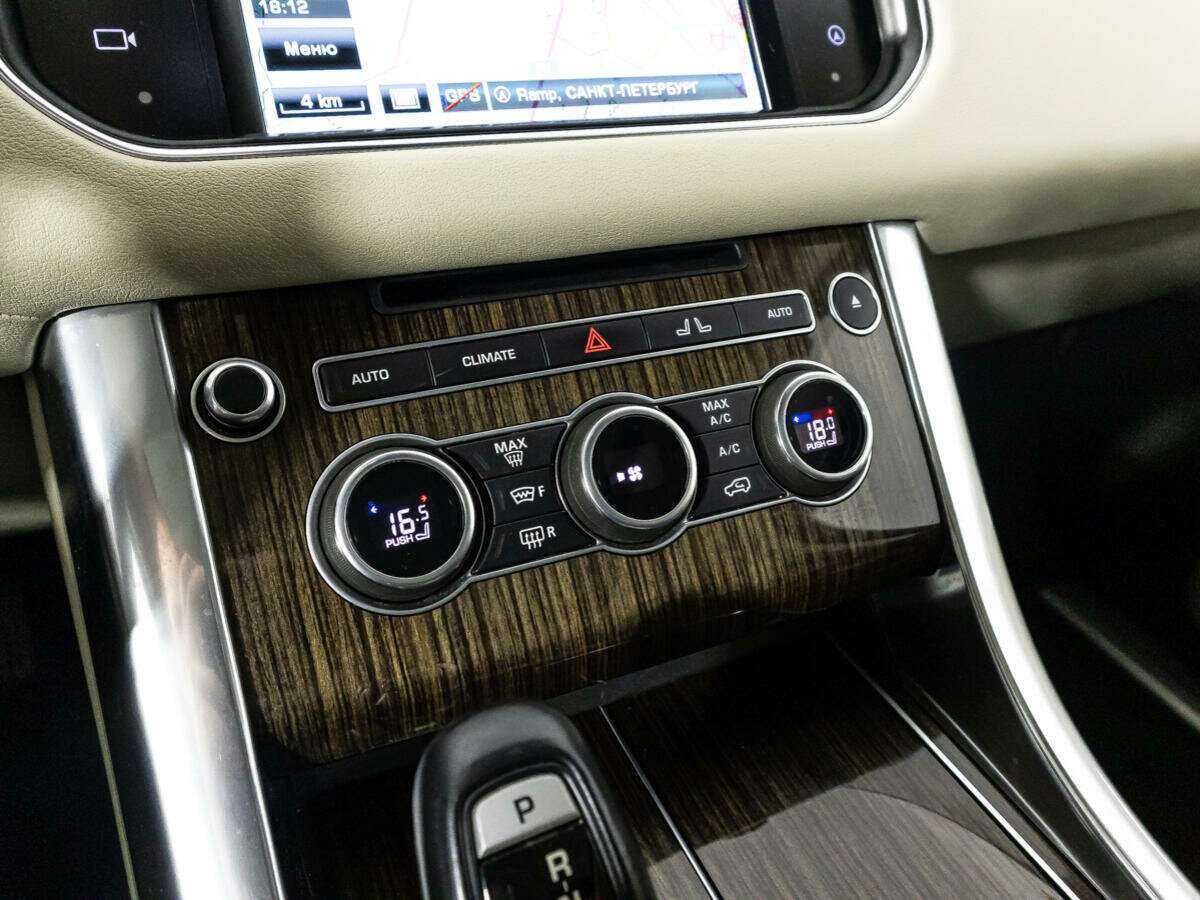 Land Rover Range Rover Sport с пробегом — 2015 год. Фото: #18
