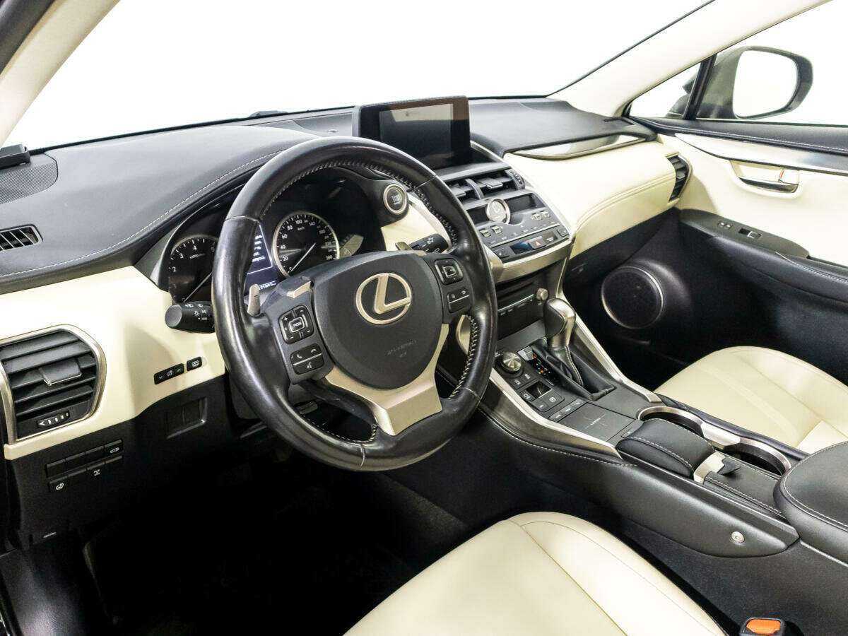 Lexus NX с пробегом — 2018 год. Фото: #10