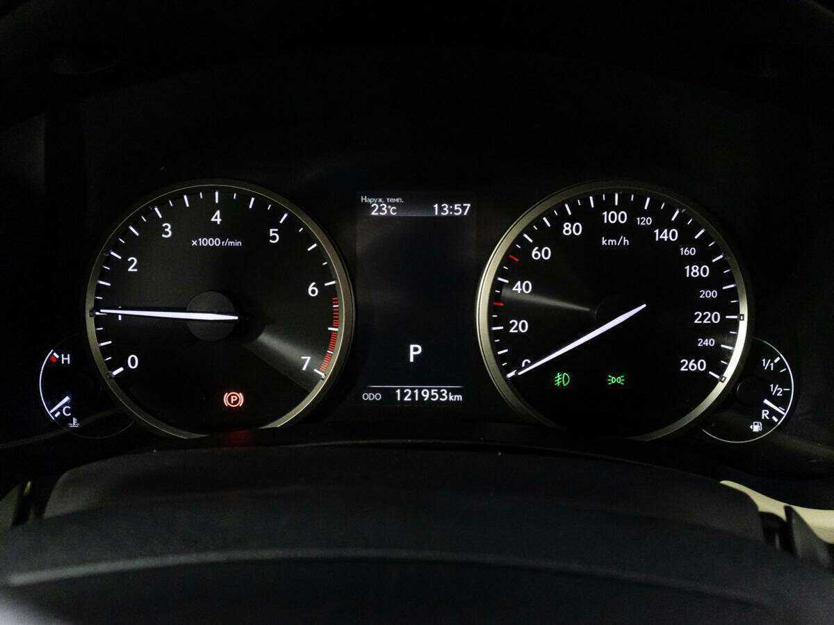 Lexus NX с пробегом — 2018 год. Фото: #11