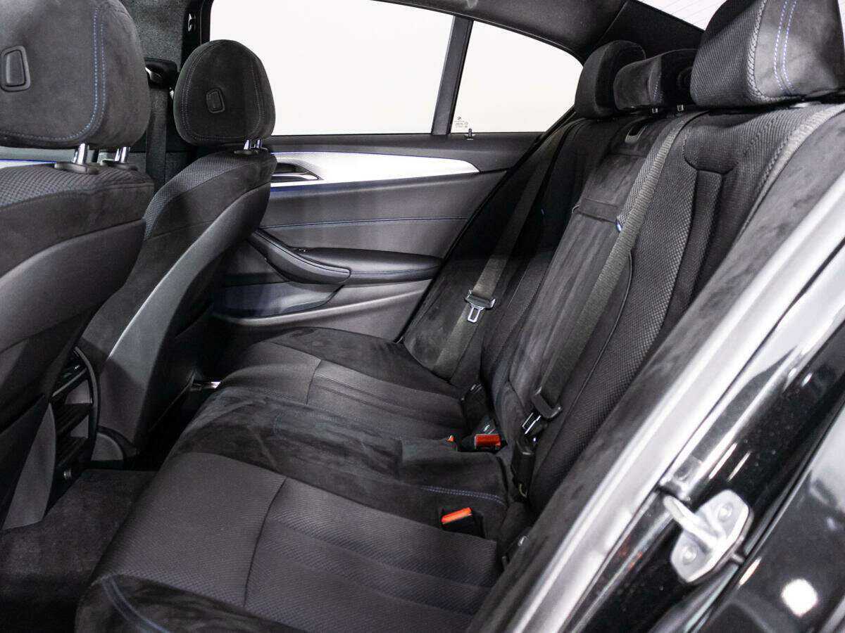 BMW 5 серии с пробегом — 2018 год. Фото: #8