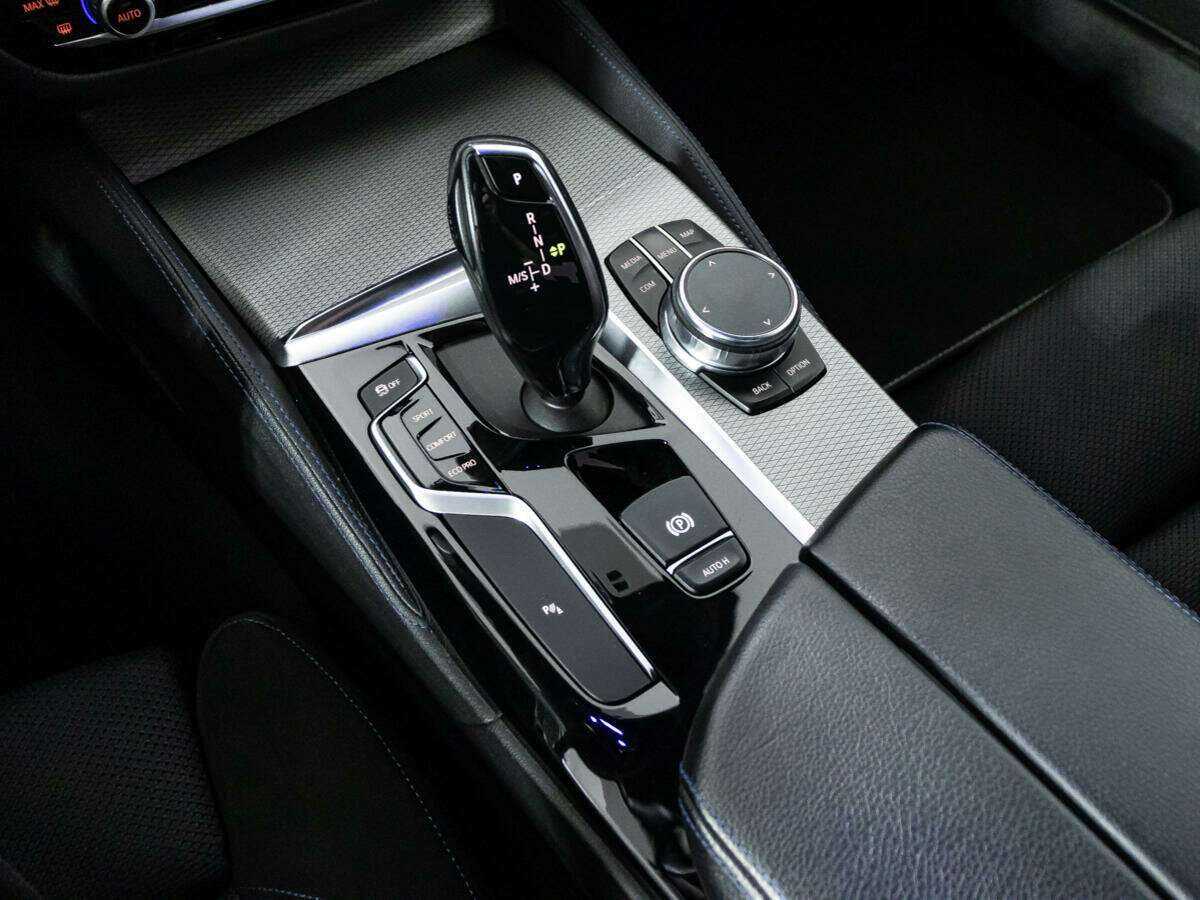 BMW 5 серии с пробегом — 2018 год. Фото: #11