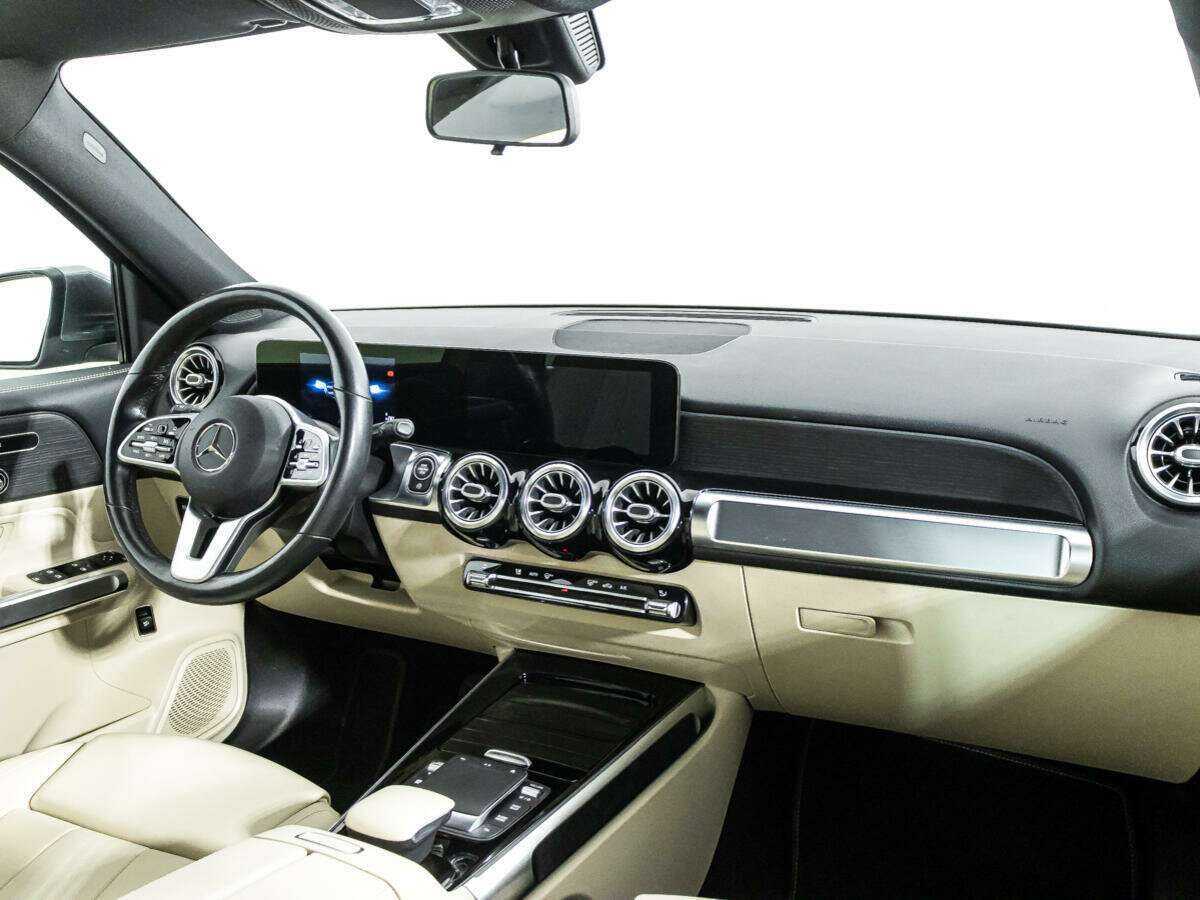 Mercedes-Benz GLB с пробегом — 2020 год. Фото: #8