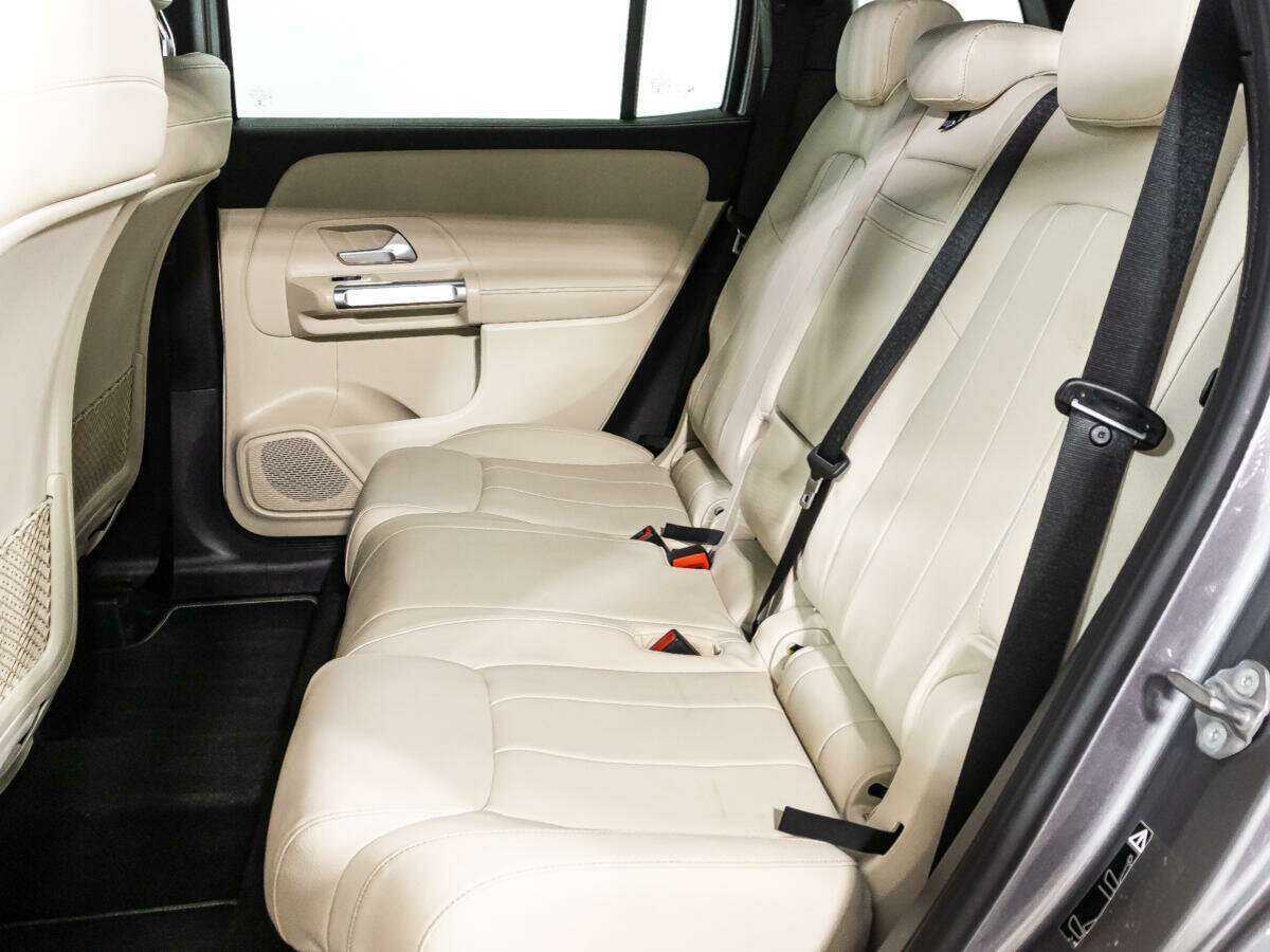 Mercedes-Benz GLB с пробегом — 2020 год. Фото: #9