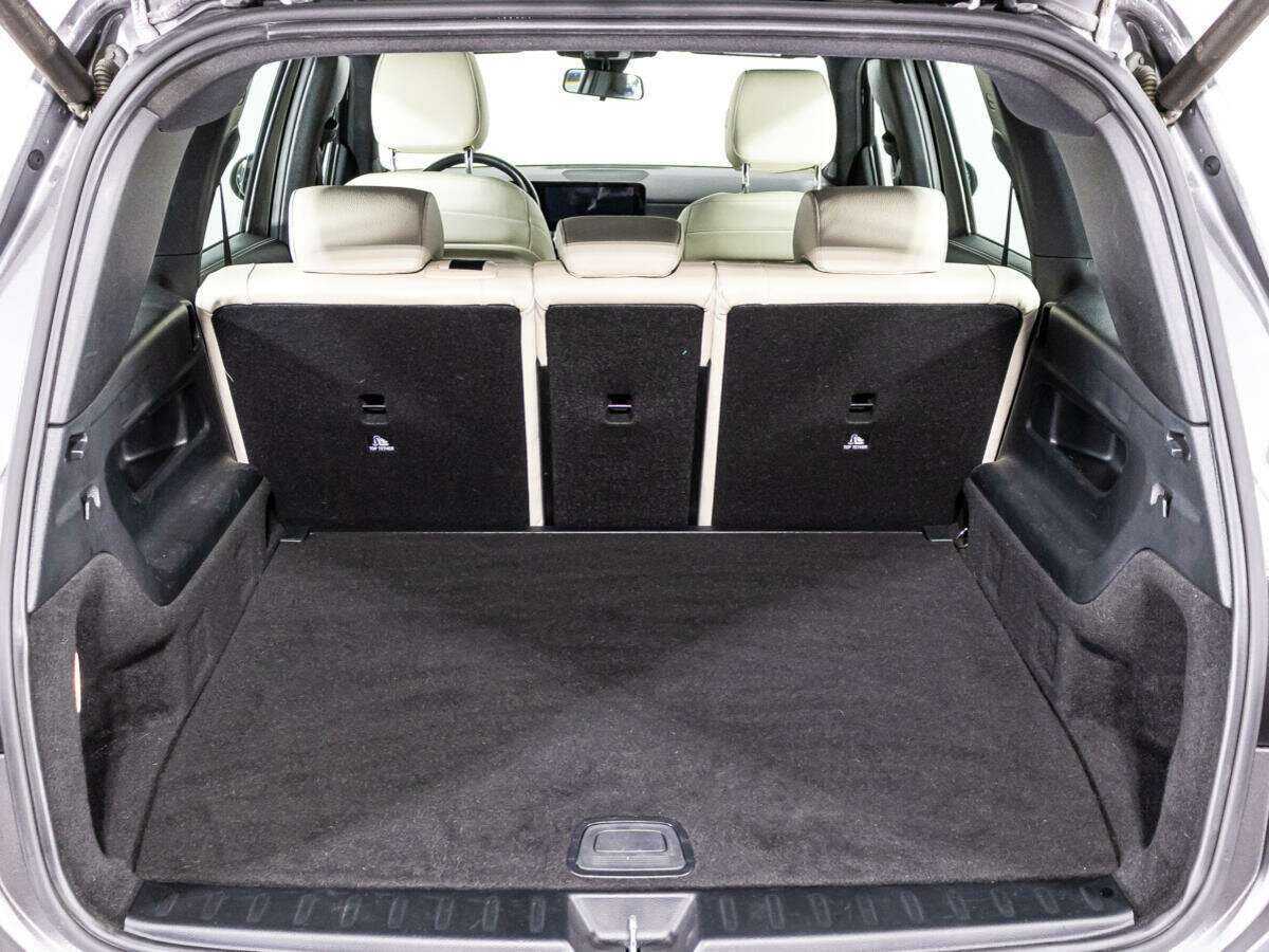 Mercedes-Benz GLB с пробегом — 2020 год. Фото: #14