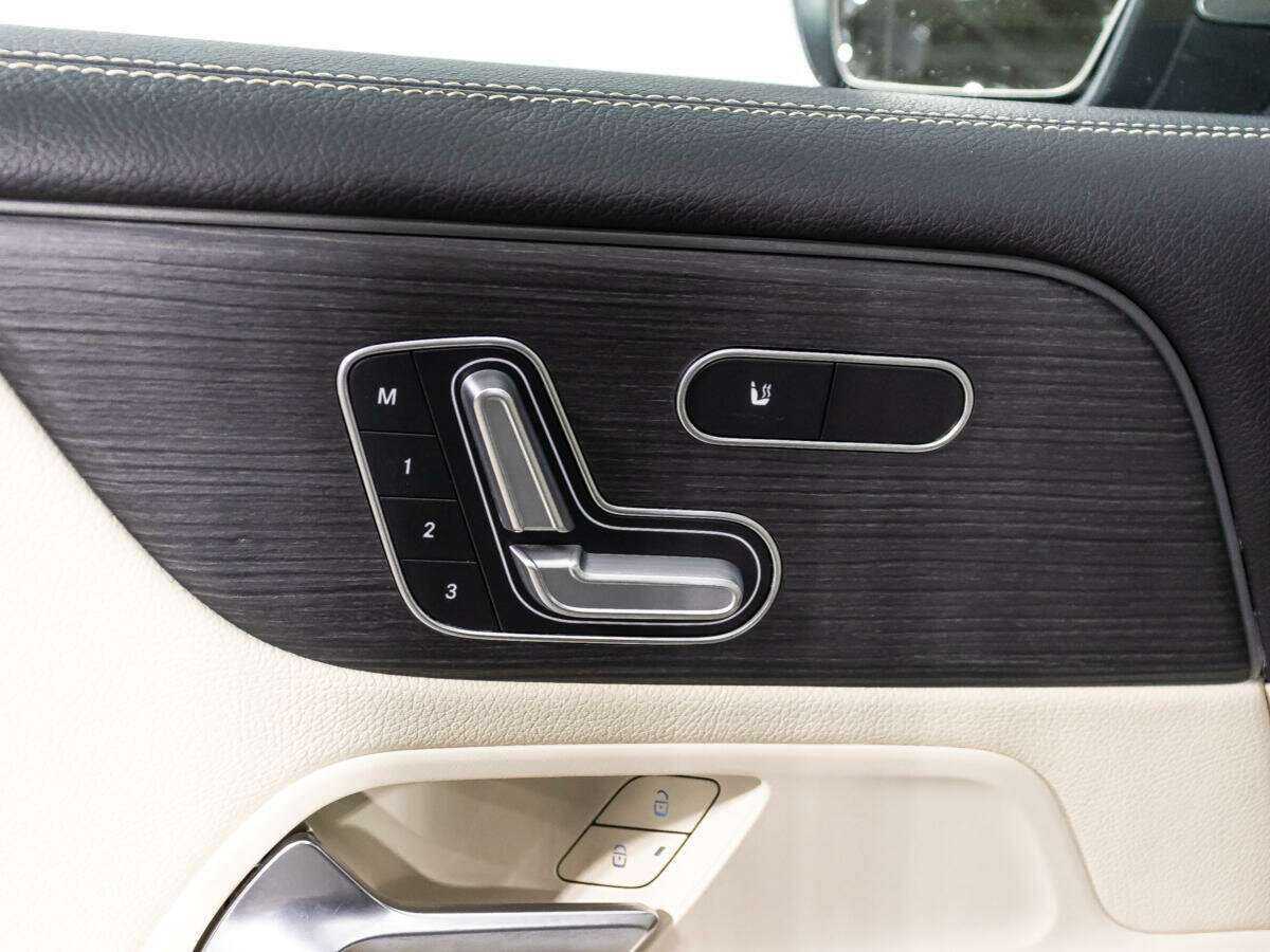 Mercedes-Benz GLB с пробегом — 2020 год. Фото: #16