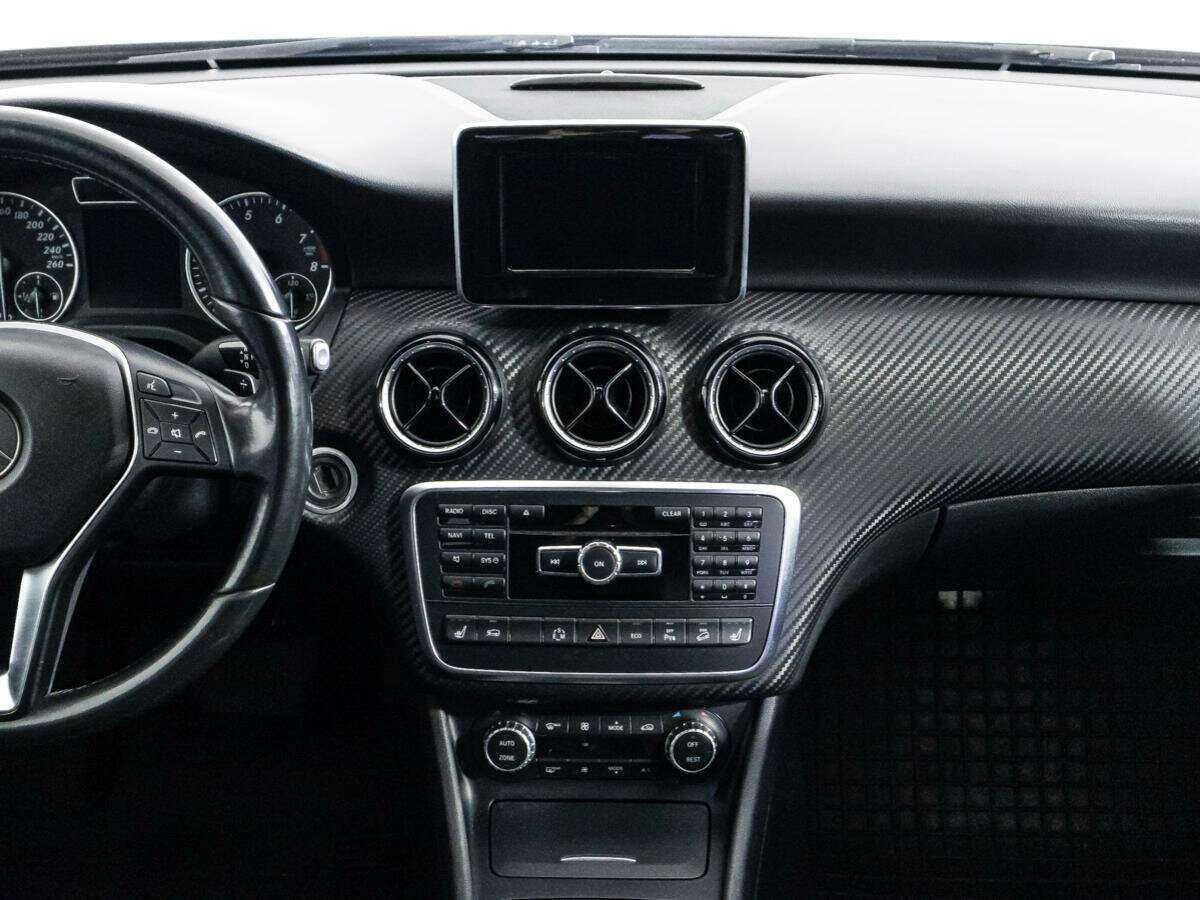 Mercedes-Benz GLA с пробегом — 2014 год. Фото: #13