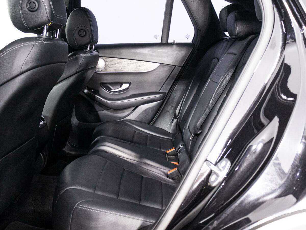 Mercedes-Benz GLC с пробегом — 2019 год. Фото: #7