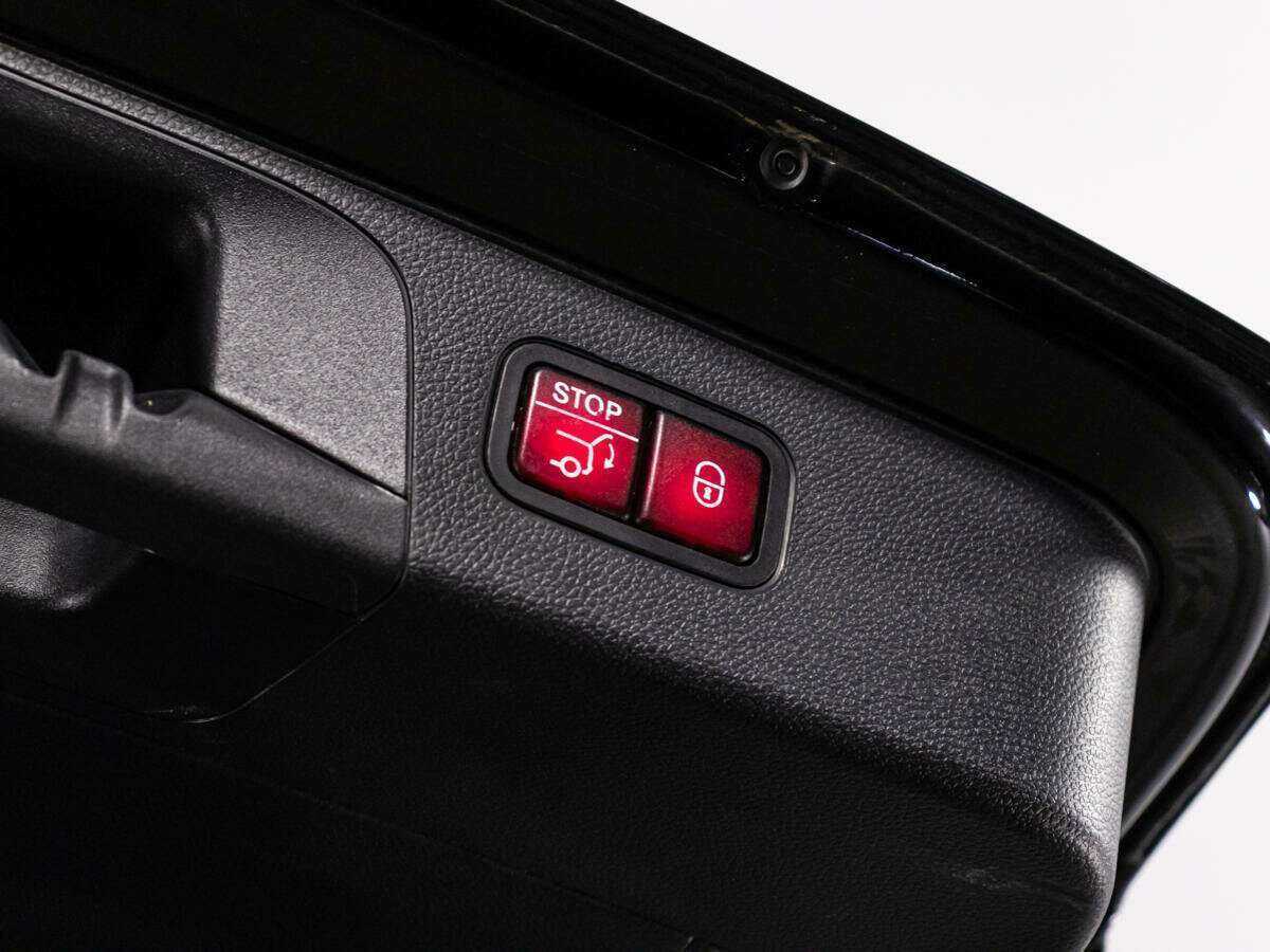 Mercedes-Benz GLC с пробегом — 2019 год. Фото: #12